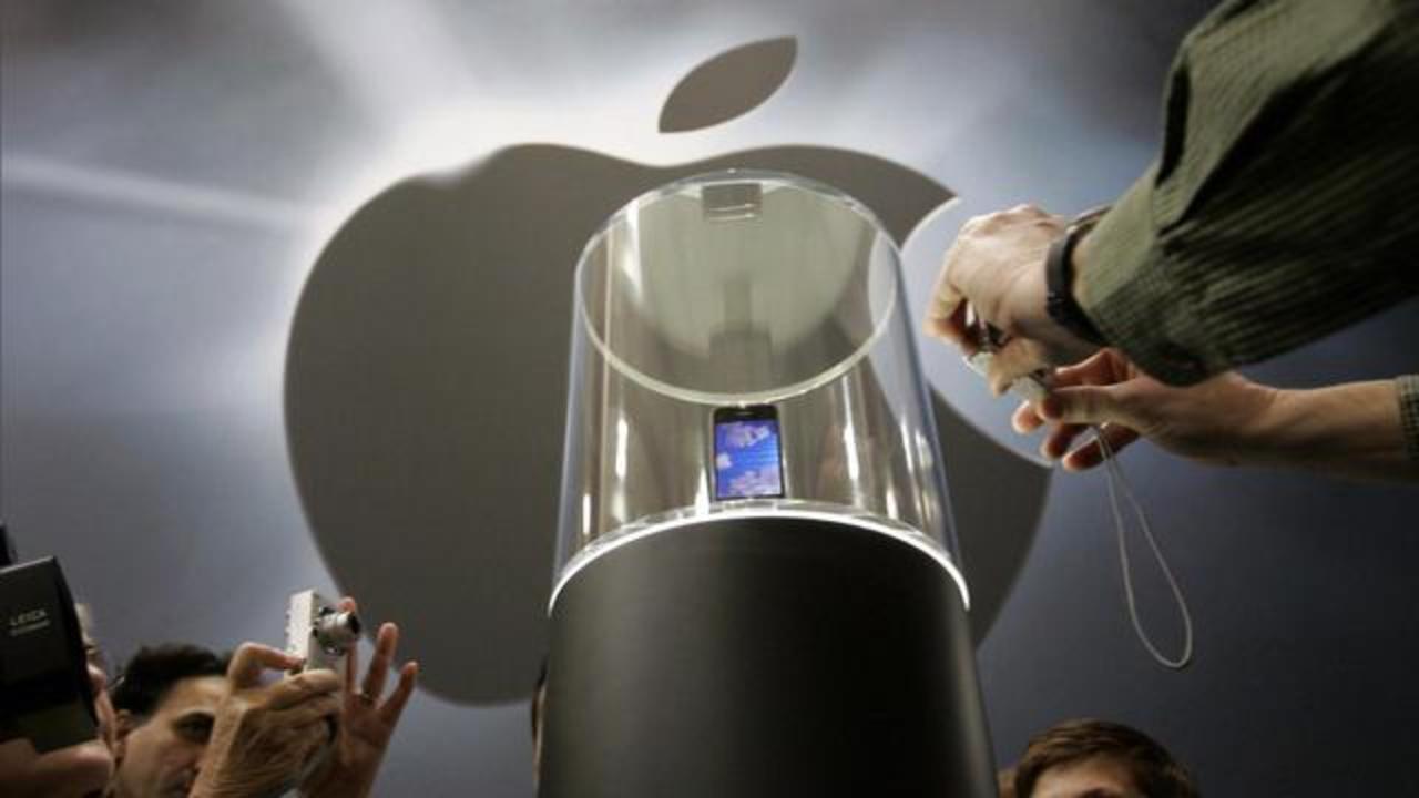 Apple Inc. (AAPL) Kills the iPod Nano and iPod Shuffle