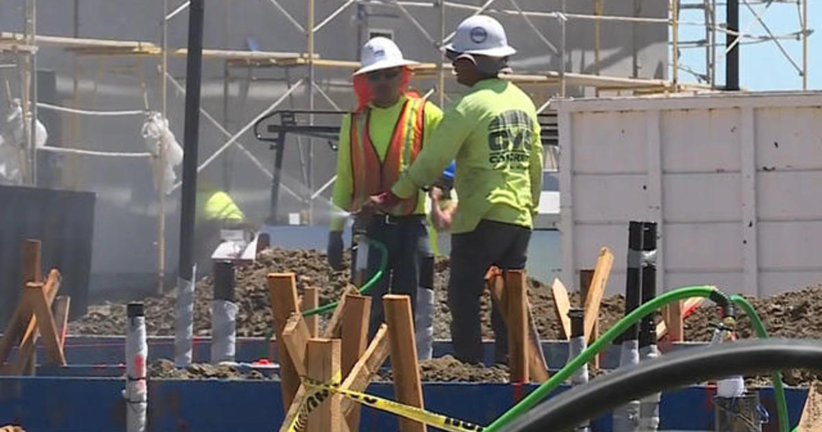 There's a construction worker shortage across the country CBS News