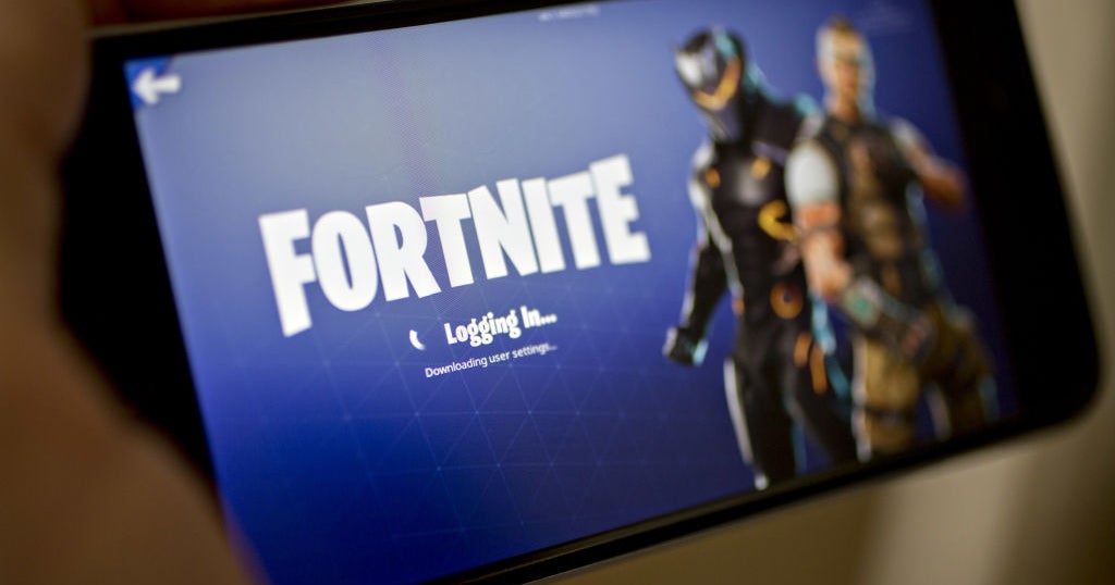 Играчите на Fortnite които правят нежелани покупки в популярната онлайн