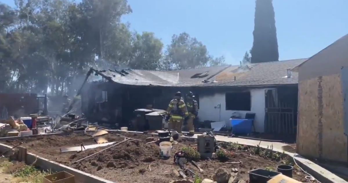 South Sacramento Home Catches Fire - Good Day Sacramento