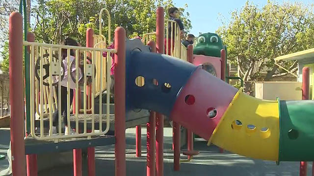 lausd-playgrounds-reopen.jpg 