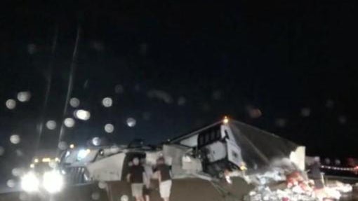 big-rig-crash-apparent-tornado-outside-dallas-050321.jpg 