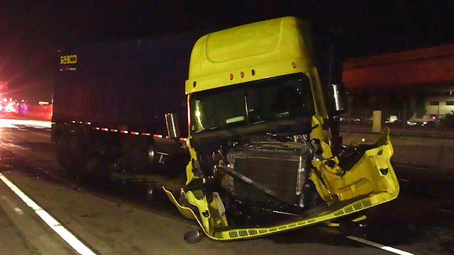 580-big-rig-crash-kpix-5.jpg 