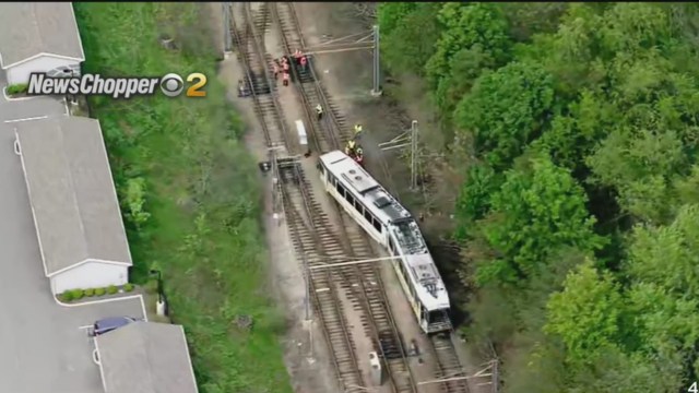 upper-st-clair-t-car-derailment-1.png 