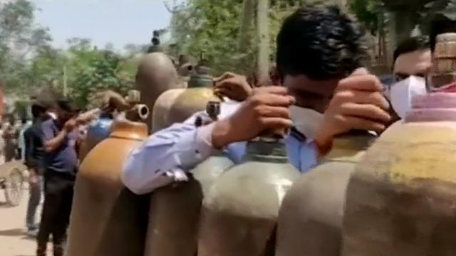 cbsn-fusion-covid-19-infections-surge-as-indias-hard-hit-capital-faces-oxygen-shortage-thumbnail-710049-640x360.jpg 