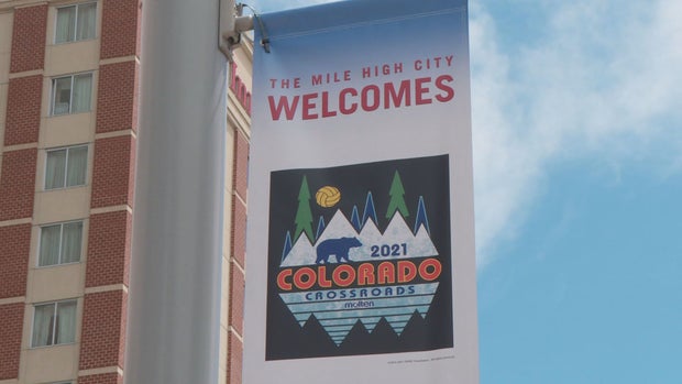 CONVENTION CENTER KICKOFF 5VO.transfer_frame_178