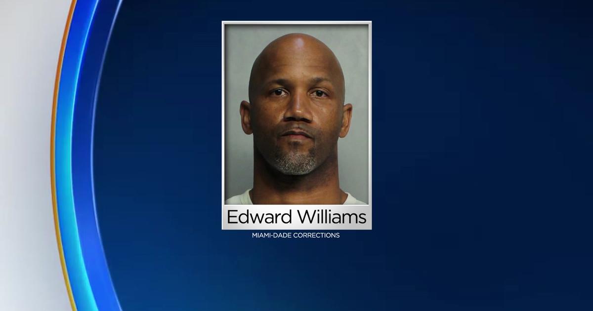 Hialeah-Miami Lakes Sr. High Head Football Coach Edward Williams Arrested  For Alleged Relationship With Teen - CBS Miami