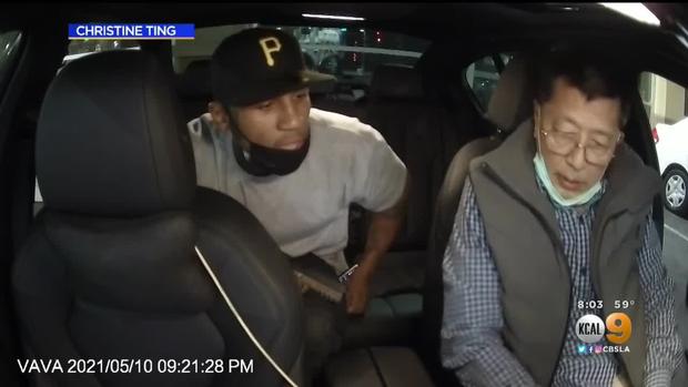 Caught On Camera: 67-Year-Old Taiwanese Lyft Driver Robbed At Gunpoint 