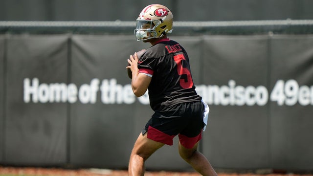 49ers_trey_lance_rookie_camp_1318036438_resize.jpg 