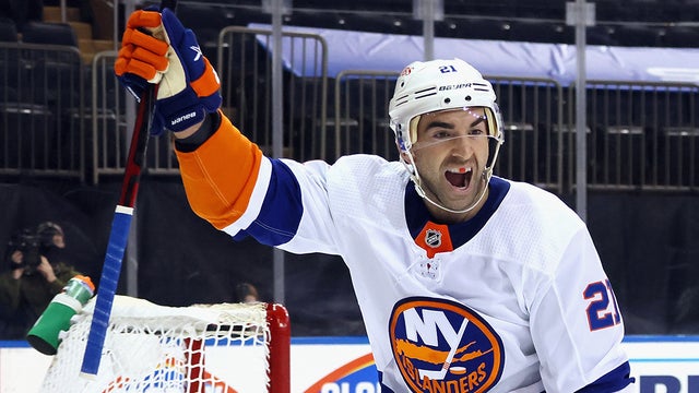 New York Islanders v New York Rangers 