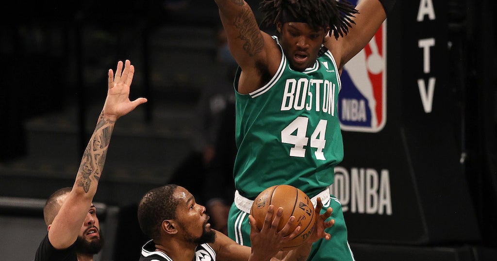 Robert Williams Sets Celtics Playoff Record With 9 Blocks Against 