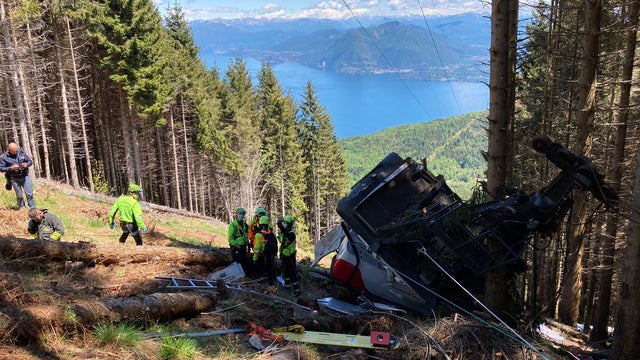 Cable Car Collapse Kills 13 Near Lake Maggiore 