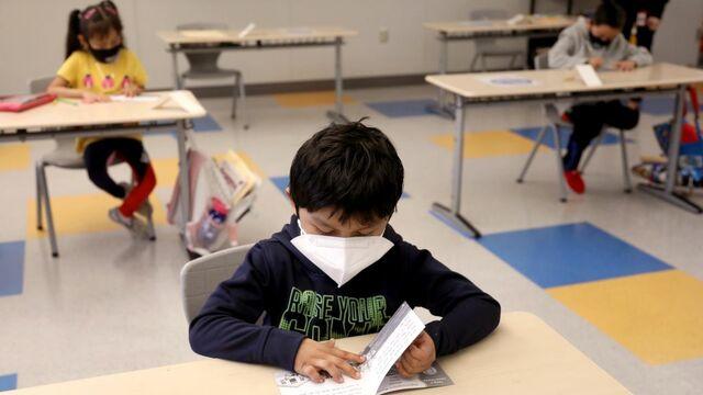 cbsn-fusion-new-york-city-announces-return-to-full-time-in-person-learning-as-child-coronavirus-cases-fall-thumbnail-722329-640x360.jpg 