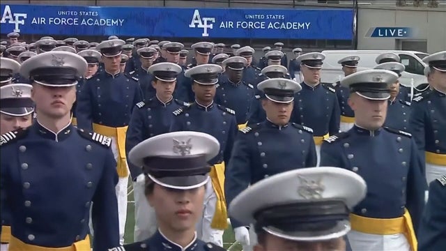 USAFA GRADUATION 12VO .transfer_frame_305 