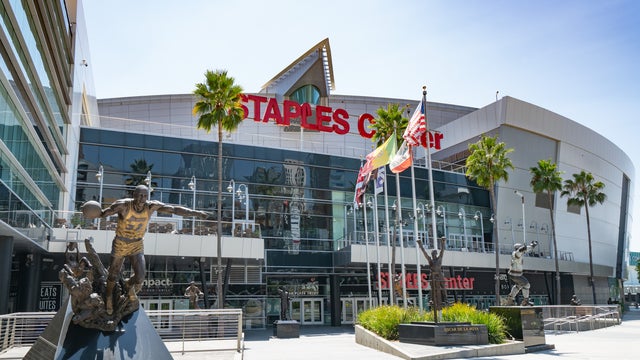 staples-center.jpg 