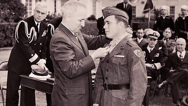 medal-of-honor-woody-williams-president-truman-620.jpg 