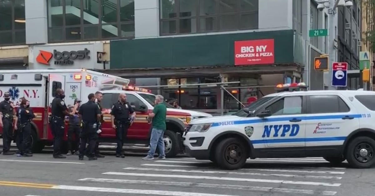 Suspect In Custody After Allegedly Stabbing Man In Chest On Subway In ...