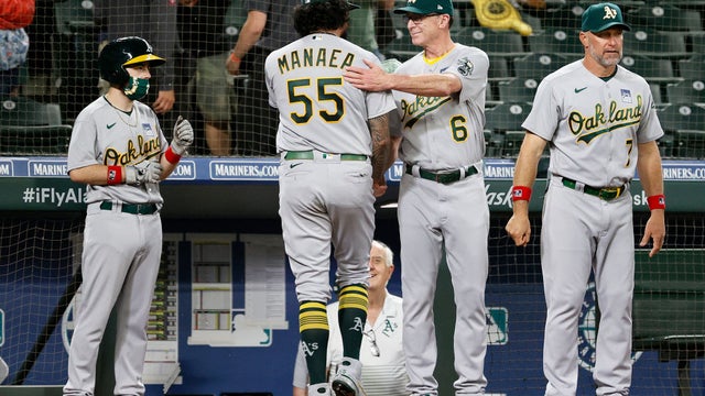 athletics_mariners_melvin_800_1321425100.jpg 