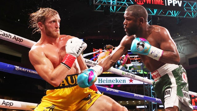Floyd Mayweather v Logan Paul 