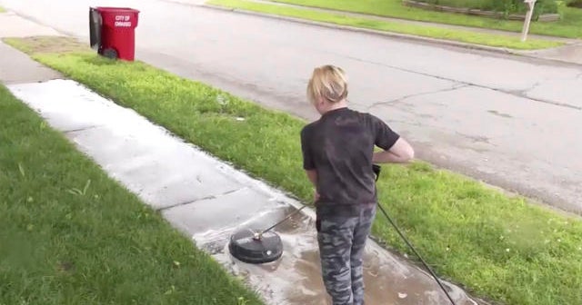 13-year-old starts his own power-washing business - CBS News
