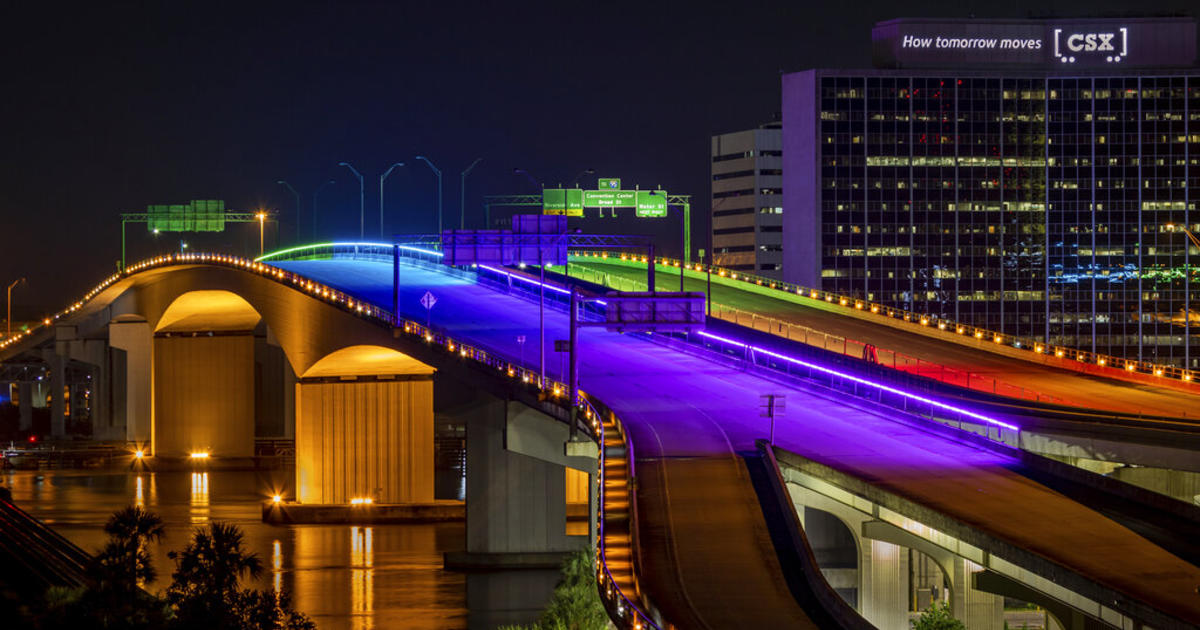 Pittsburgh%27s+Iconic+Bridges+Bathed+in+Colorful+Lights+for+Pride+Month