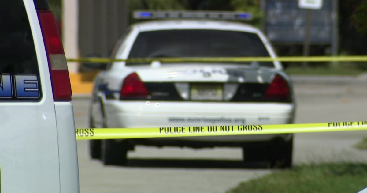 Police investigate death of man found in Sunrise canal Police investigate death of man found in Sunrise canal