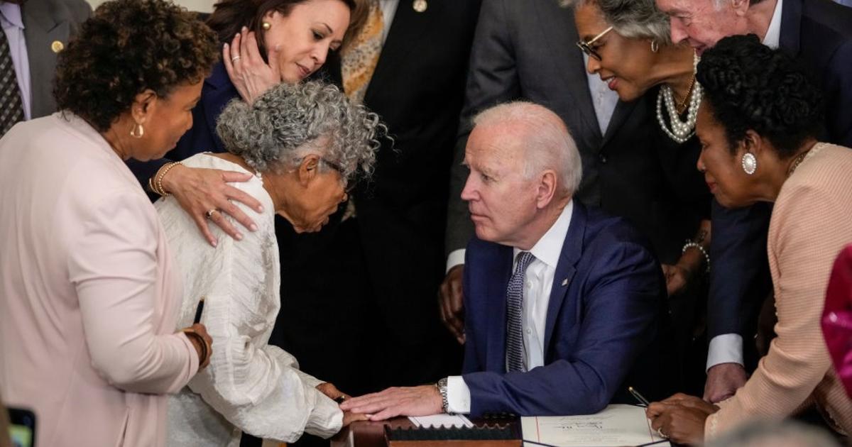 Joined By Fort Worth's Opal Lee, Biden Signs Bill Making Juneteenth A ...