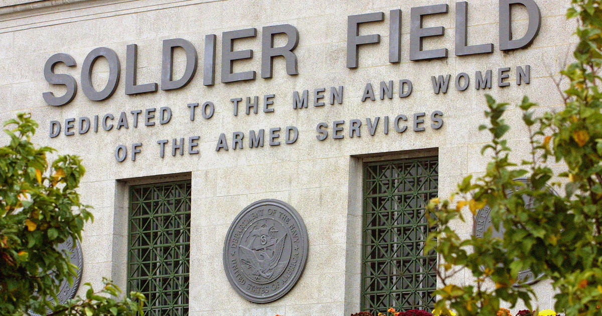 Chicago to recommend major change to Soldier Field in hopes of keeping Bears  downtown: report