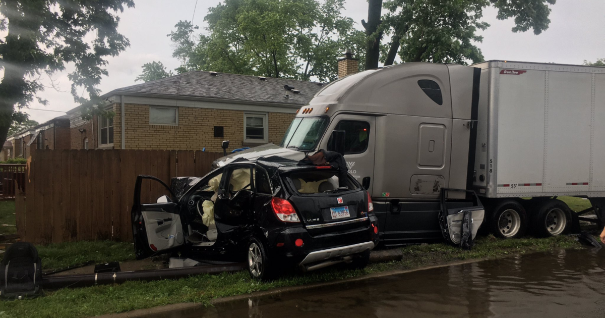 Man Dies After Semi-Trailer Truck Hits SUV In West Pullman During Heavy ...