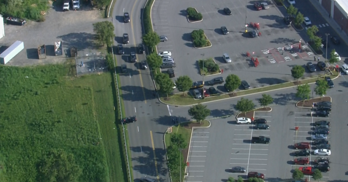 Shooting Victim Found In Car Outside Of Christiana Mall In Newark