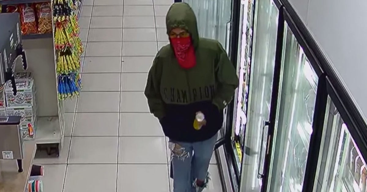 Search Continues For Man Who Robbed 7-Eleven Clerk At Gunpoint - CBS Texas