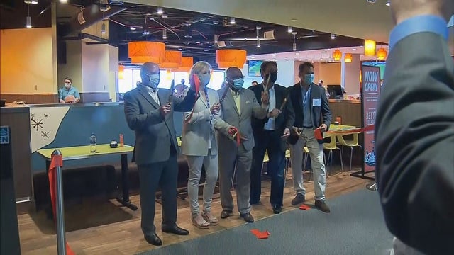 DIA SNOOZE_WALK THRU 5VO.transfer_frame_70 