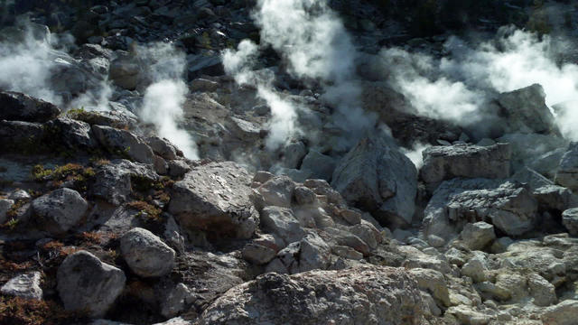 volcanicpark-751417-640x360.jpg 