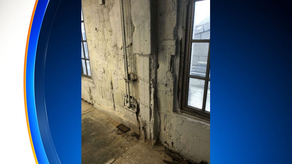 Miami Dade Courthouse Closed For Signs Of Advanced Deterioration In 