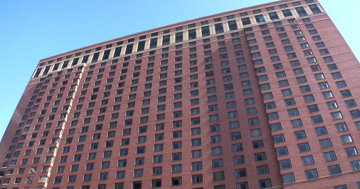 Hilton Minneapolis to be sold at foreclosure auction