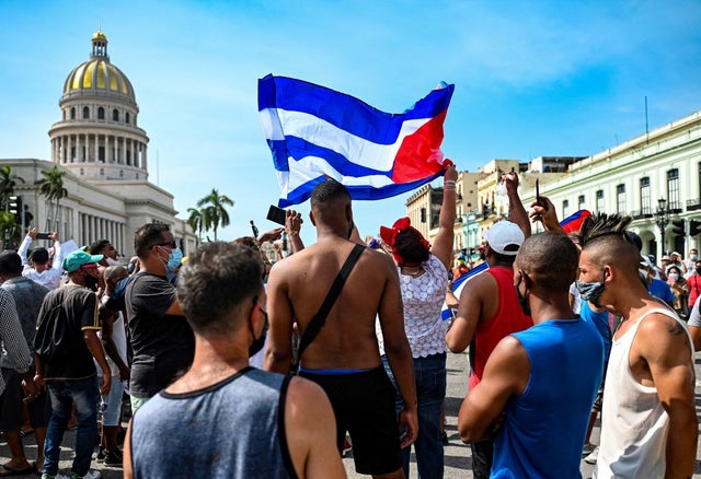 TOPSHOT-CUBA-POLITICS-DEMONSTRATION-DIAZ-CANEL