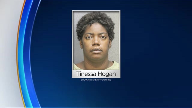 Tinessa-Hogan-mugshot.jpg 