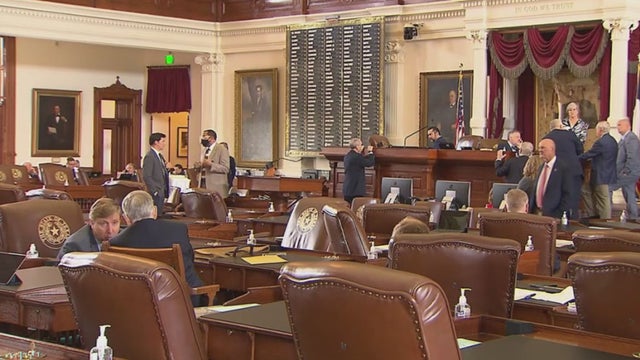 texashouse.jpg 