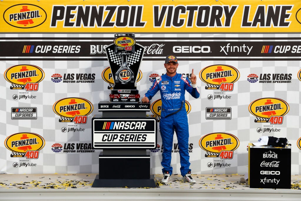 Kyle Larson Lands Full Sponsorship & Extension Through 2023 - CBS Detroit