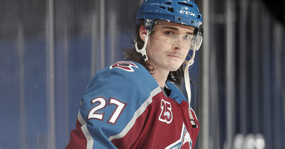 Avalanche sign defenceman Ryan Graves to three-year contract
