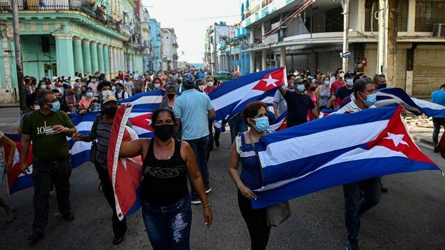cbsn-fusion-cuba-protests-continue-amid-us-imposing-new-sanctions-on-cuban-officials-thumbnail-759953-640x360.jpg 
