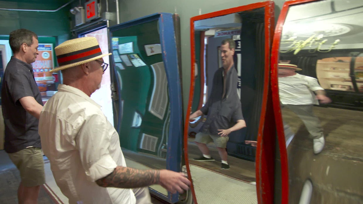 coney-island-funhouse-mirror.jpg 