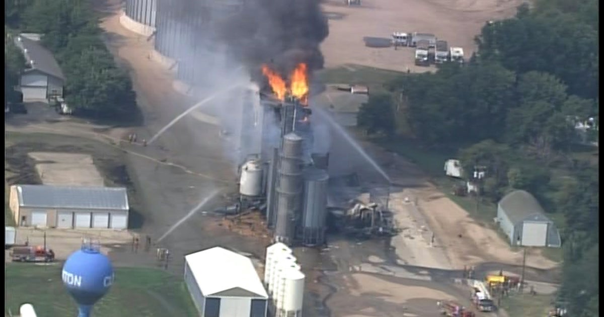As Battle With Blaze At Clinton Grain Bin Wraps Up, Salvage Operations