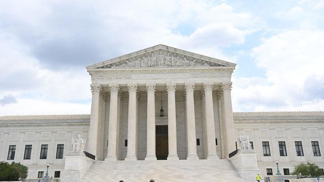 cbsn-fusion-how-much-power-should-the-supreme-court-hold-thumbnail-760772-640x360.jpg 