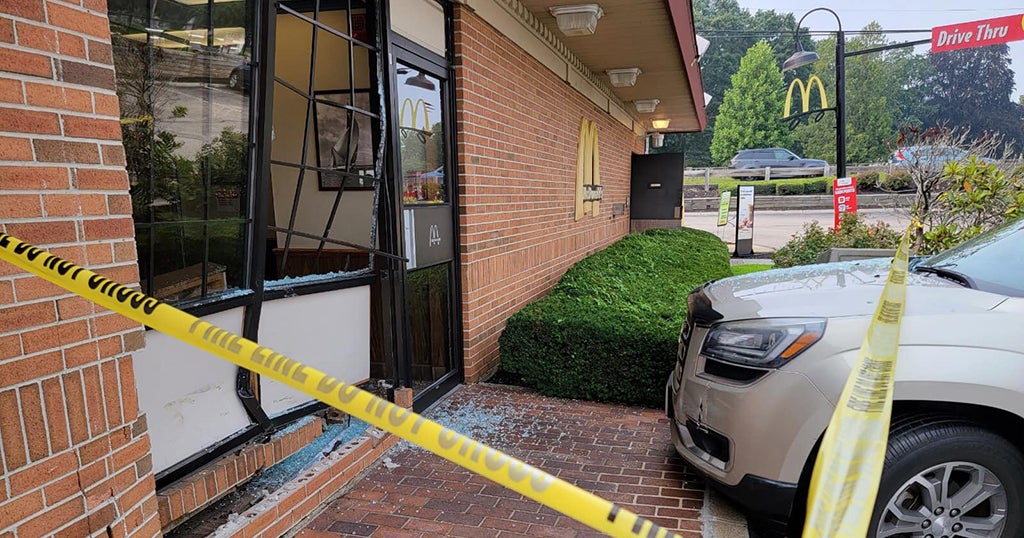 LOOK Car Crashes Into McDonald's In Newburyport CBS Boston