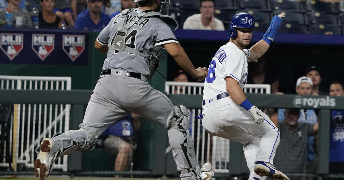 Royals can't overcome Giolito, fall to White Sox 2-0