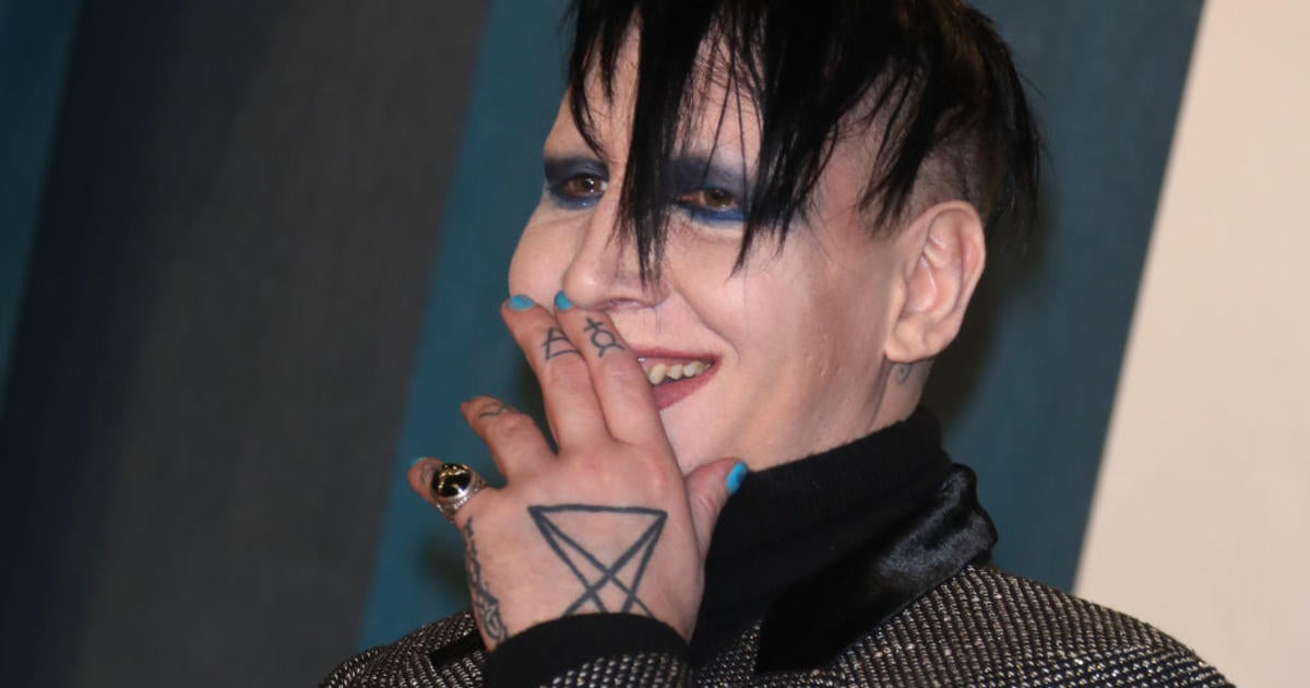 Investigators Send Marilyn Manson Sexual Assault Case To The Los Angeles County Da Cbs Los Angeles