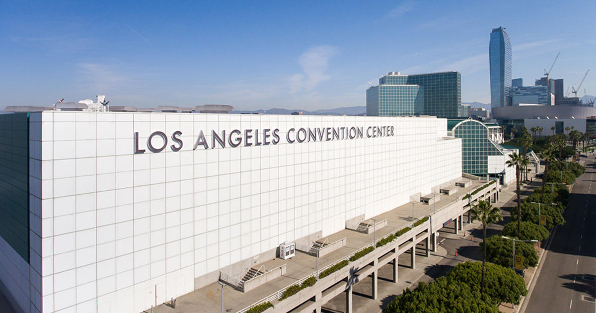 Super Bowl Experience Comes To LA Convention Center This Weekend - CBS Los  Angeles