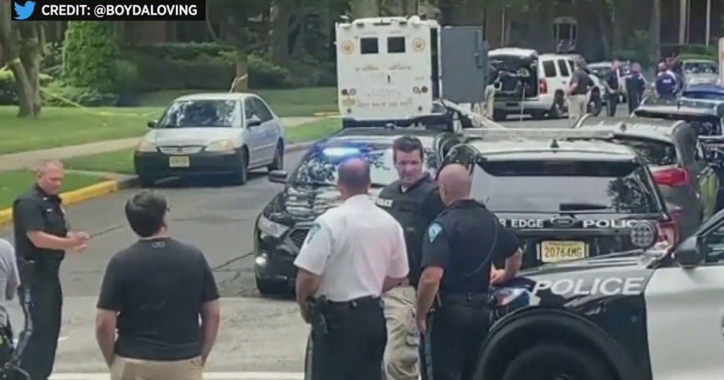 Pipe Bomb Found Near River Edge Apartment Building, Police