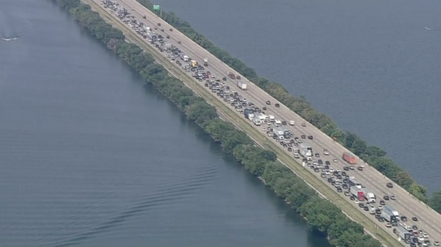 Massive traffic backup on I-30 after chase